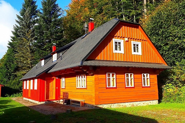 Roubenka s baz�nem - Term�ln� park Velk� Losiny