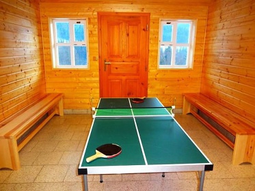 Roubenka s baz�nem - Term�ln� park Velk� Losiny