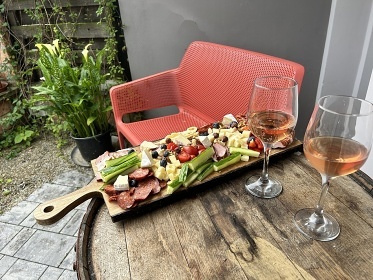 Chalupa baz�n a vinn� sklep - Nov� Ml�ny - P�lava