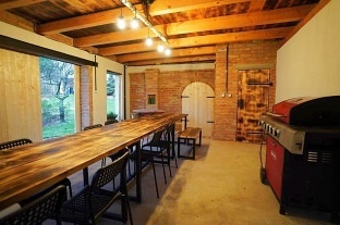 Chalupa bazn a vinn sklpek - Nov Mlna - Plava