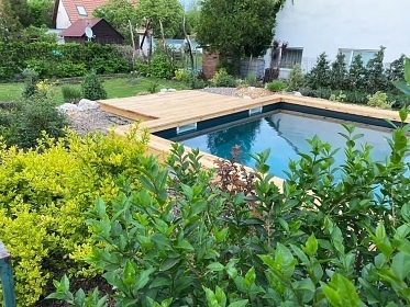 Chalupa bazn a vinn sklpek - Nov Mlny - Plava