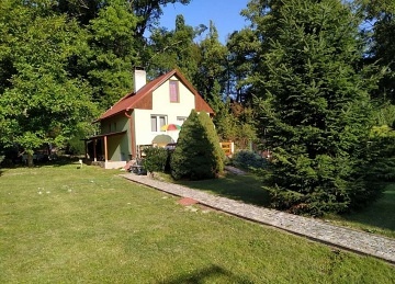 Chata u �eky Oh�e - hrad Per�tejn - Doupovsk� hory