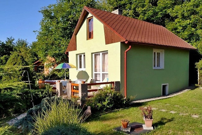 Chata u �eky Oh�e - hrad Per�tejn - Doupovsk� hory