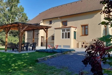 Chalupa esk rj - Phrazsk skly - ehrov