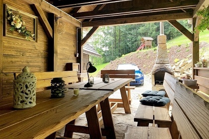 Valask roubenka s baznem - jezero Jezern