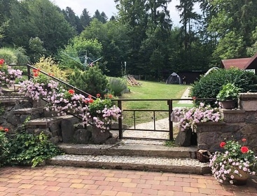 Chata baz�n a sauna - hrad Bouzov - Jev��ko