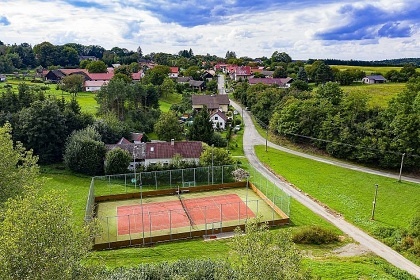 Chalupa s baznem - Habry - Sesk pehrada