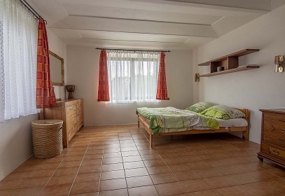 Chalupa s baznem - Habry - Sesk pehrada