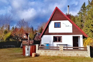 Chata a koupac sud - Dlouh Ves - hrad Lipnice