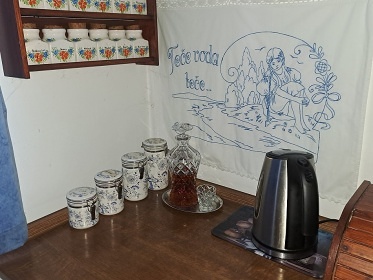 Chalupa s baz�nem - Jizersk� hory a �esk� r�j