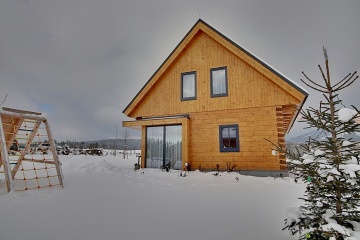 Krkono�sk� roubenka se saunou - �ern� hora