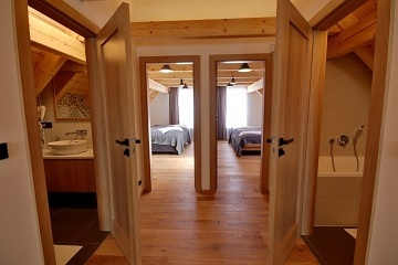 Krkono�sk� roubenka se saunou - �ern� hora