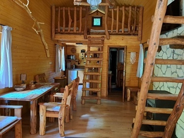Srubová chata - Vranovská přehrada - Lančov