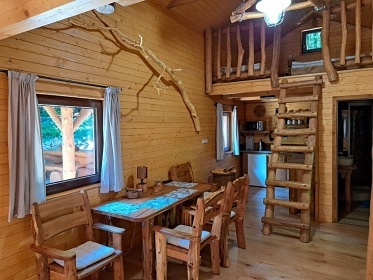 Srubová chata - Vranovská přehrada - Lančov