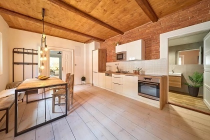 Chalupa v �dol� �eky �py - �ern� hora - Krkono�e