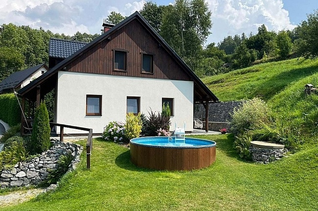 Chalupa s baz�nem - Jesen�ky - Velk� Losiny