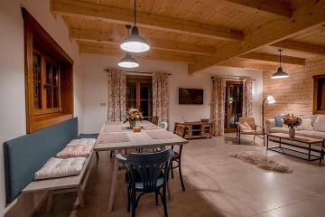 Roubenka u lesa - Kr�lick� Sn�n�k - Doln� Morava