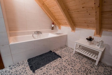 Roubenka u lesa - Kr�lick� Sn�n�k - Doln� Morava