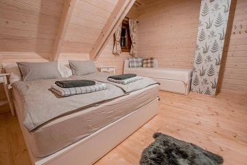 Roubenka u lesa - Kr�lick� Sn�n�k - Doln� Morava