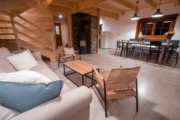 Roubenka u lesa - Kr�lick� Sn�n�k - Doln� Morava