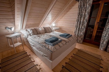 Roubenka u lesa - Kr�lick� Sn�n�k - Doln� Morava