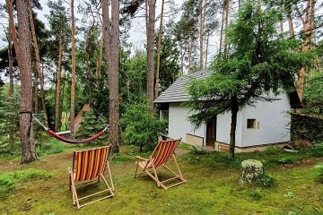 Chata a loďka - Milčanský rybník - Kokořínsko