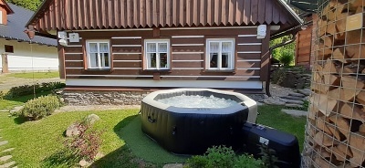 Chalupa s v��ivkou - �ern� hora - Jansk� L�zn�