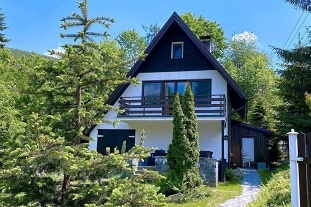 Nov� objekt: Chata s baz�nem Beskydy - Lys� hora - Malenovice