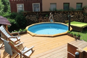 Chata s bazénem - apartmány Souš - Černá Říčka