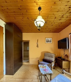 Chata se saunou - hrad Klenov� - CHKO �umava