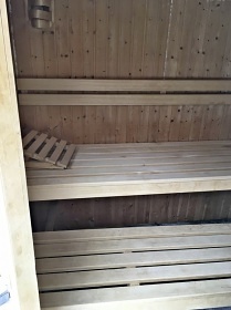 Chata se saunou - hrad Klenov� - CHKO �umava