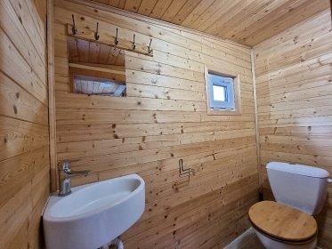 Chata na Vset�nsku - Ro�nov pod Radho���m