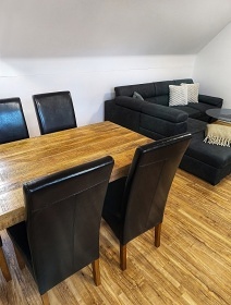 Chalupa s apartm�ny - na �pat� hory Radho��