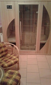 Chalupa u p�ehrady Fl�je - Kl�ny - Kru�n� hory