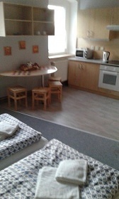 Chalupa u p�ehrady Fl�je - Kl�ny - Kru�n� hory