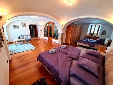 Wellness chalupa s baz�nem - u jezera Medard