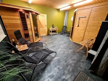 Wellness chalupa s baz�nem - u jezera Medard