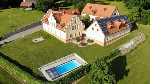 Wellness chalupa s baz�nem - u jezera Medard