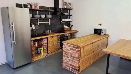 Wellness chalupa s baz�nem - u jezera Medard