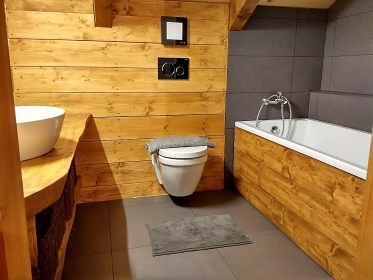 Srubov� chata - Novohradsk� hory - Nov� Hrady