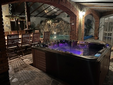 Jihoesk wellness chalupa - vyhvan bazn