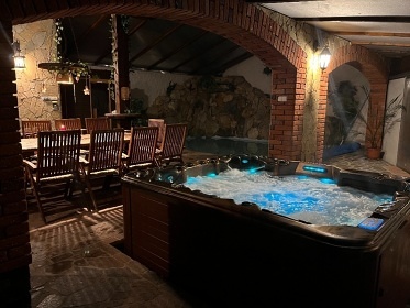 Jihoesk wellness chalupa - vyhvan bazn