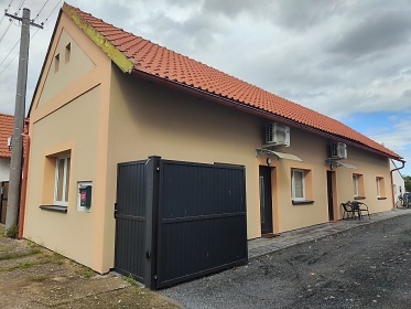 Chalupa Labská stezka - Poděbrady - Opolany