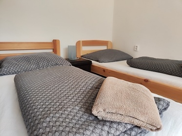 Chalupa Labská stezka - Poděbrady - Opolany