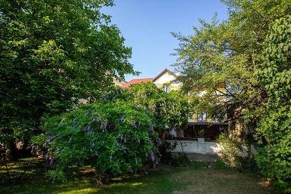 Penzion Pos�zav� s baz�nem - hrad Pirk�tejn