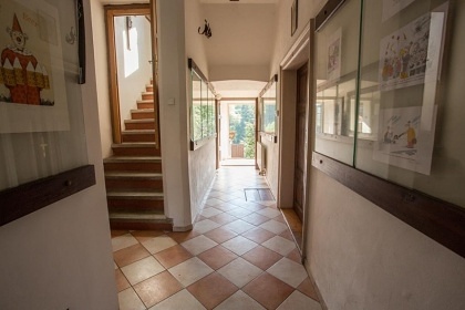 Penzion Pos�zav� s baz�nem - hrad Pirk�tejn