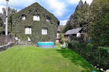 Chalupa s baz�nem - Hrub� Jesen�k - P�emyslov