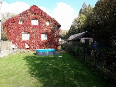 Chalupa s baz�nem - Hrub� Jesen�k - P�emyslov