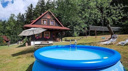 Valask roubenka s baznem - cyklostezka Beva