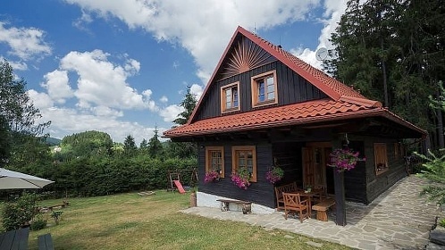 Valask roubenka s baznem - cyklostezka Beva